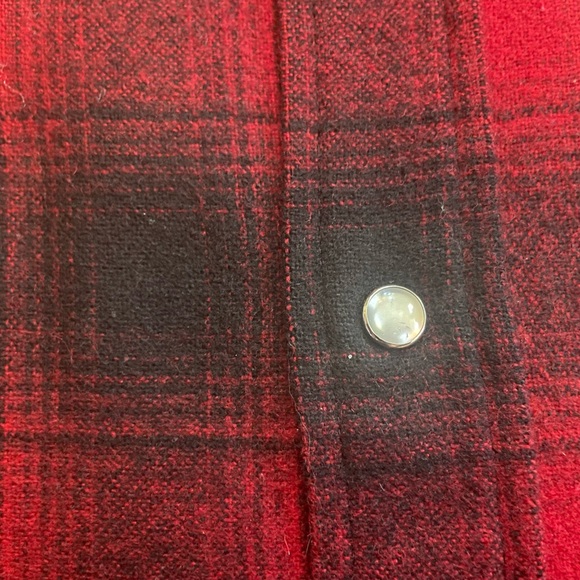 Men’s Vintage Pendleton Flannel - Picture 6 of 9
